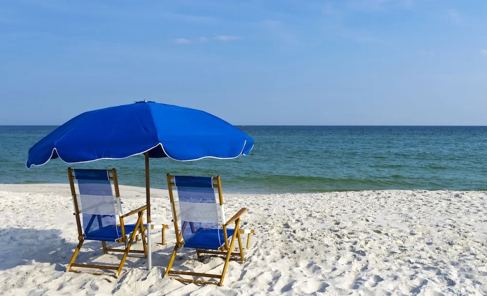 Gulf Shores Condo Ideal for Snowbirds by RedAwning