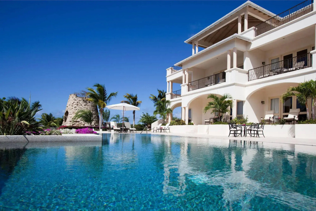 Blue Waters Resort and Spa