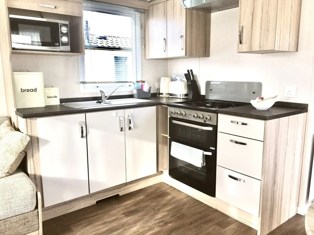 A Lovely Caravan on Quiet Site at Westward Ho!