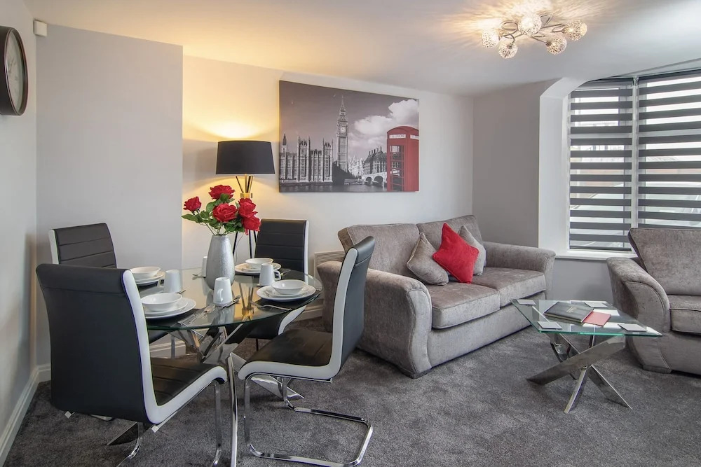 2 Bdrm Sleeps 7 Near Top Attractions Free Parking