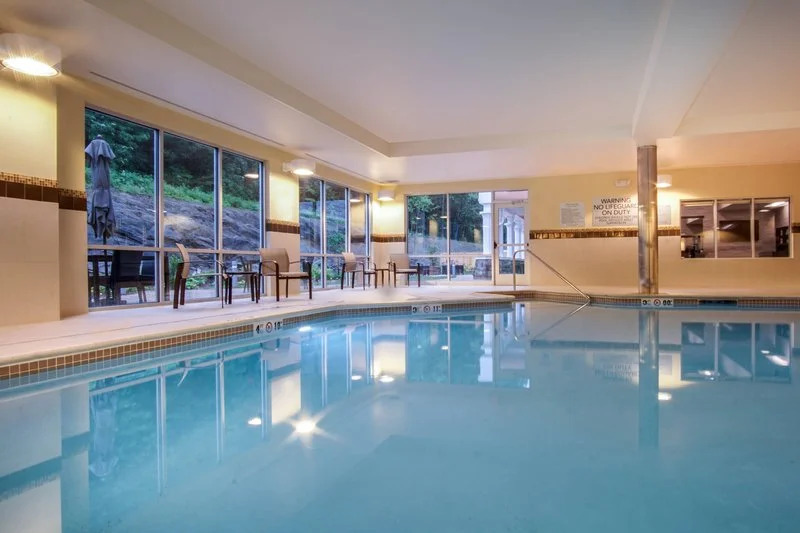 Courtyard Lenox Berkshires