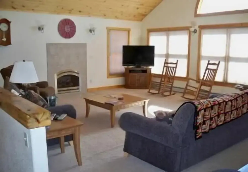Grand View 4 Bedroom Holiday Home By Pinon Vacation Rentals