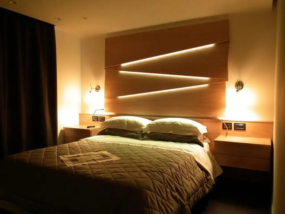 Suite Tower