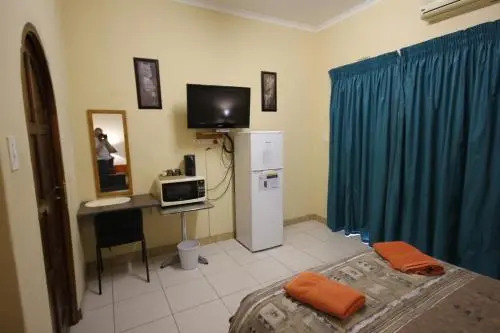 Ingwe Guesthouse