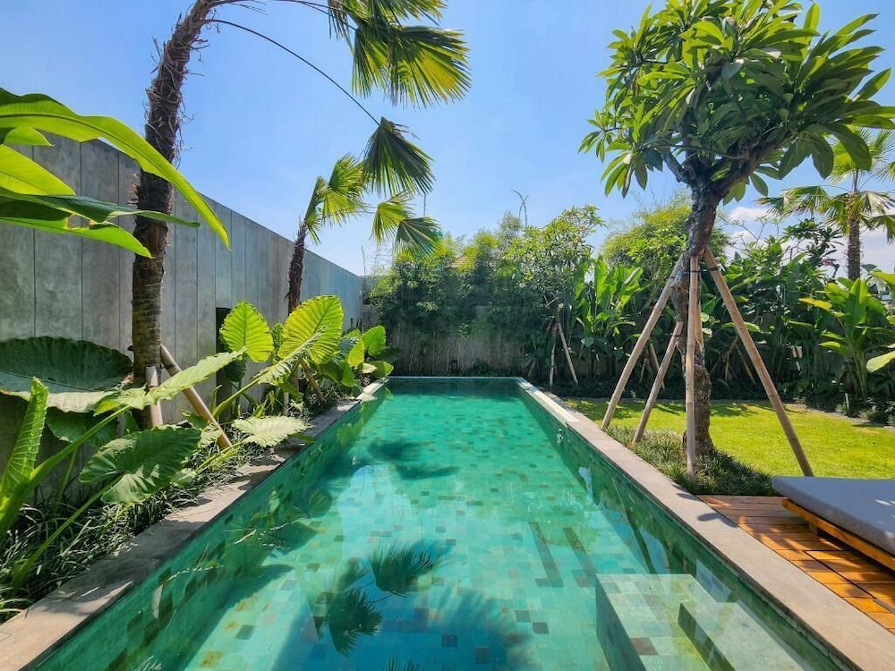 OASI House Canggu Managed by Nagisa Bali