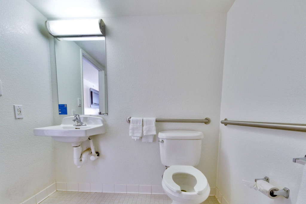 Motel 6-Lewisville, TX - Dallas