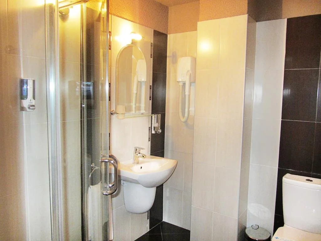 Meteor Family Hotel