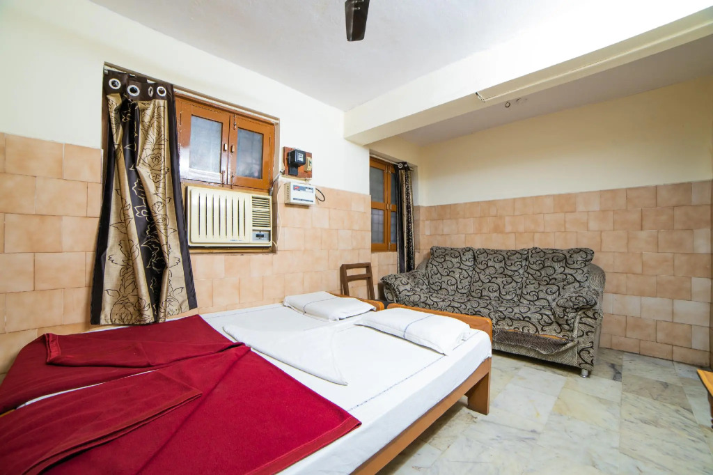 Hotel O Sree Radha Lodge Near Snow World