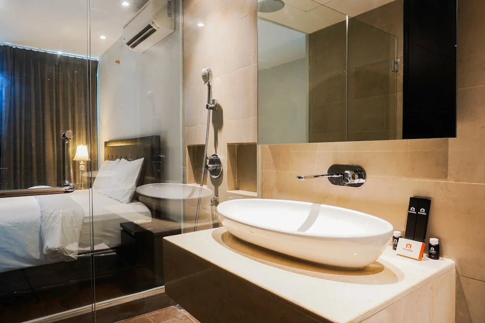 Luxury and Deluxe 2BR @ Satu8 Apartment