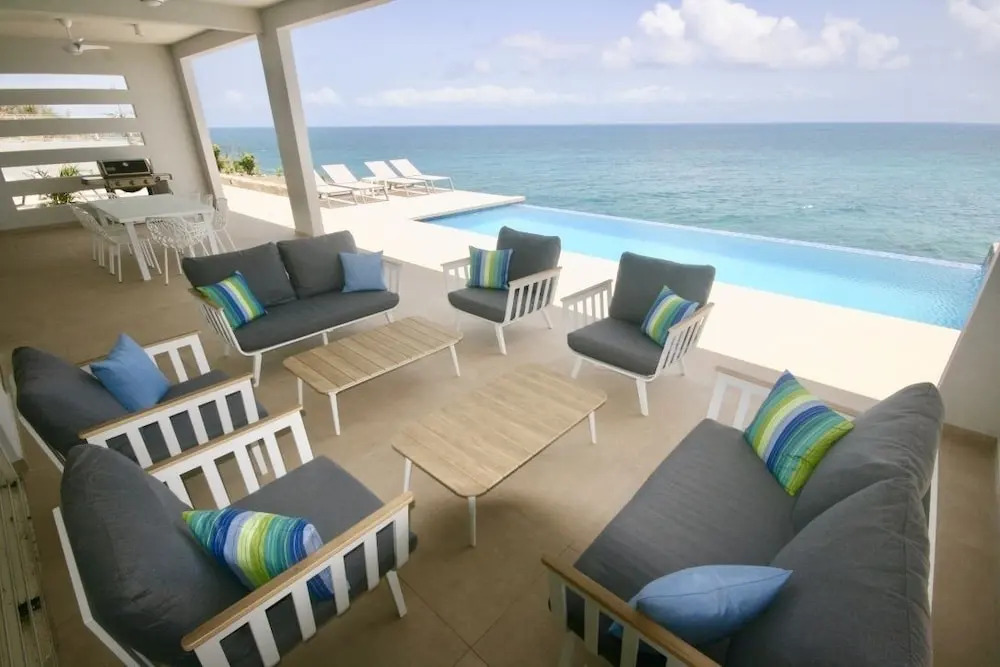 Villa Aqua by Island Properties Online