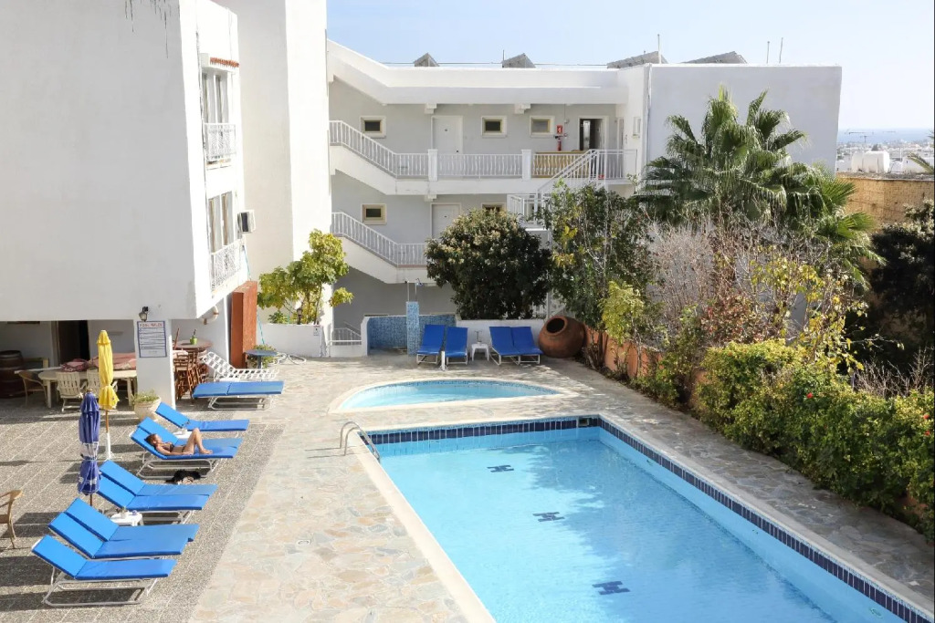 Antonis G. Hotel Apartments