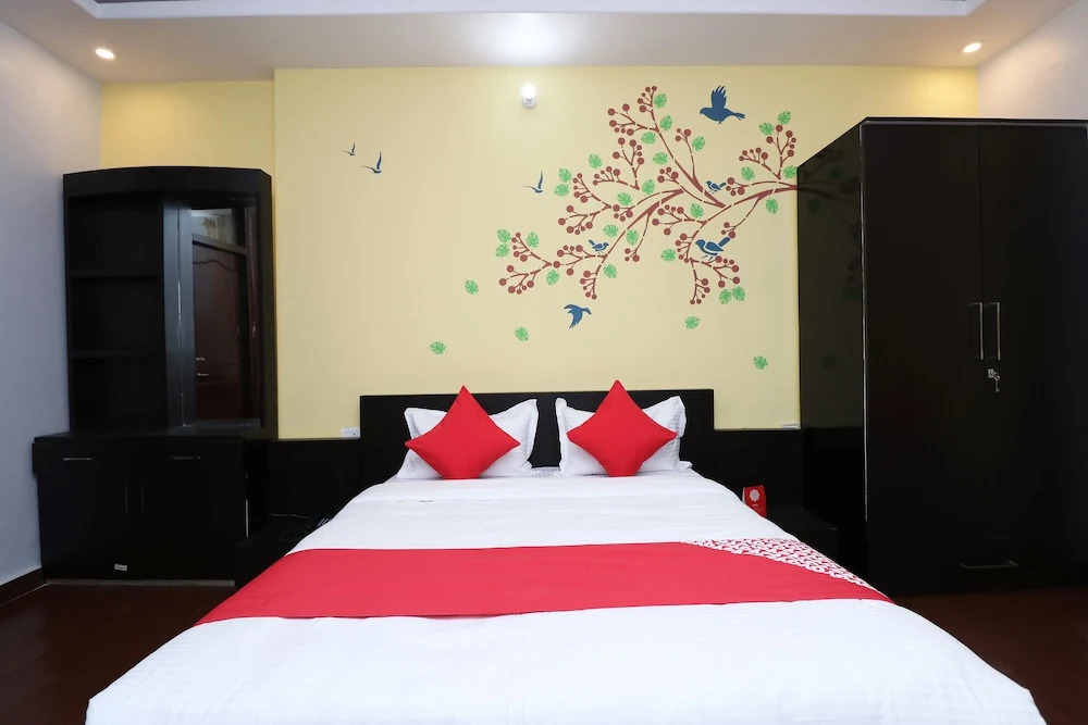 OYO 28356 Krishna Inn