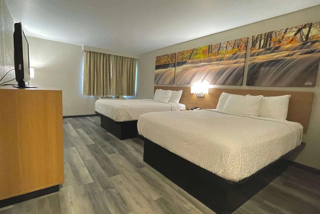 Days Inn by Wyndham Columbus IN
