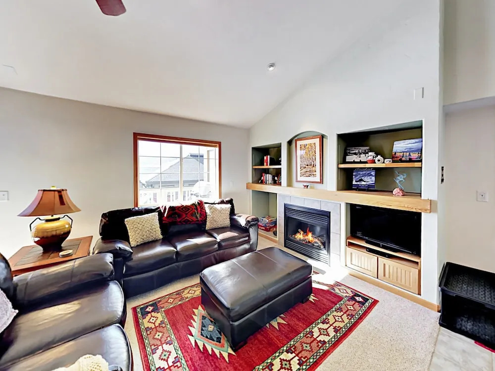 Columbine Condo #308 2 Bedrooms 2 Bathrooms Condo