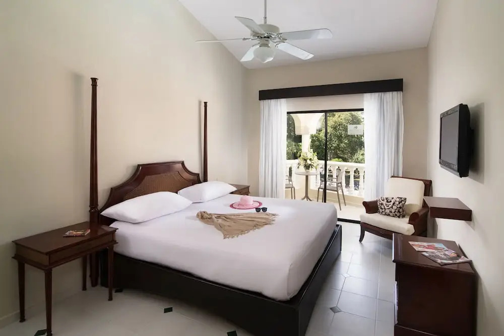 Crown Residence Suites by Lifestyle Kosher