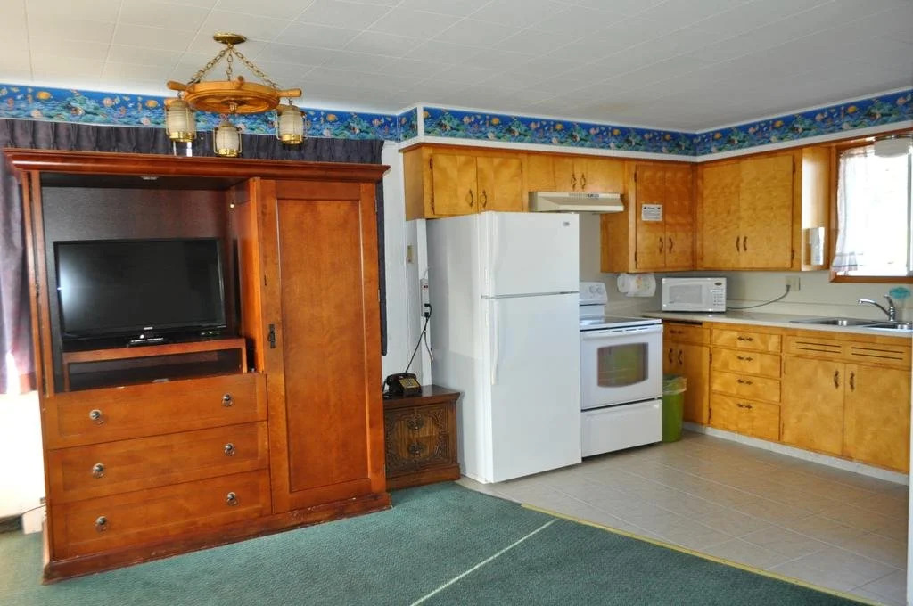 Captain Johns Motel