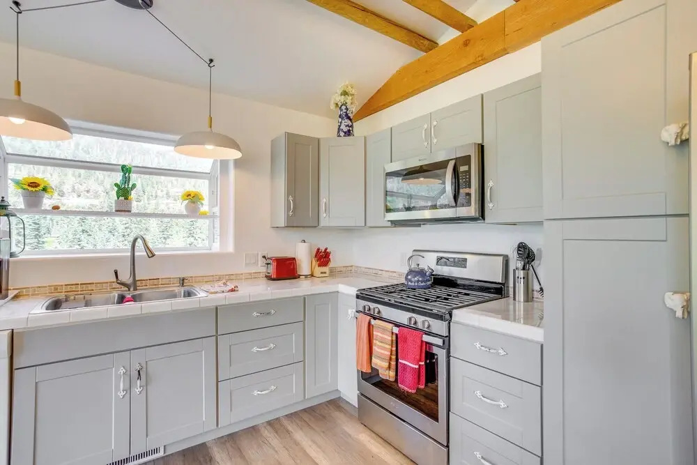 Stunning Ouray Escape w/ Panoramic Mountain Views!