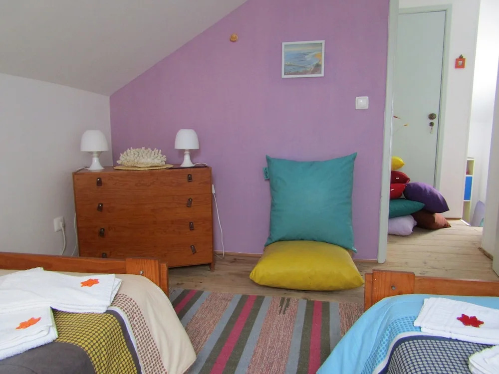West Coast Surf Hostel
