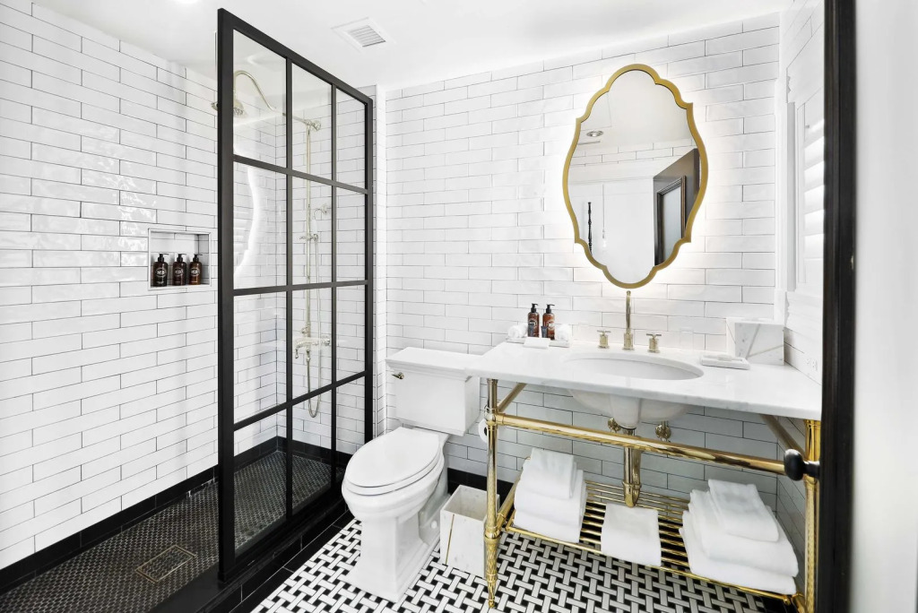 Fairmount Hotel
