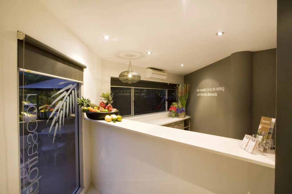 Noosa Tropicana