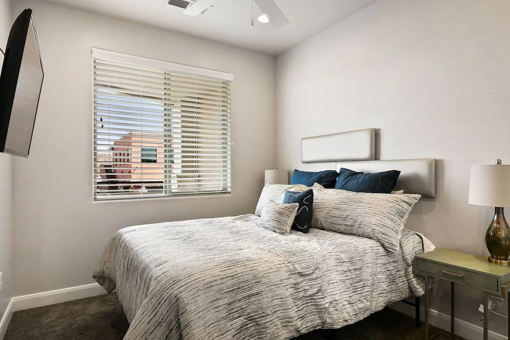 Latitude Adjustment townhouse