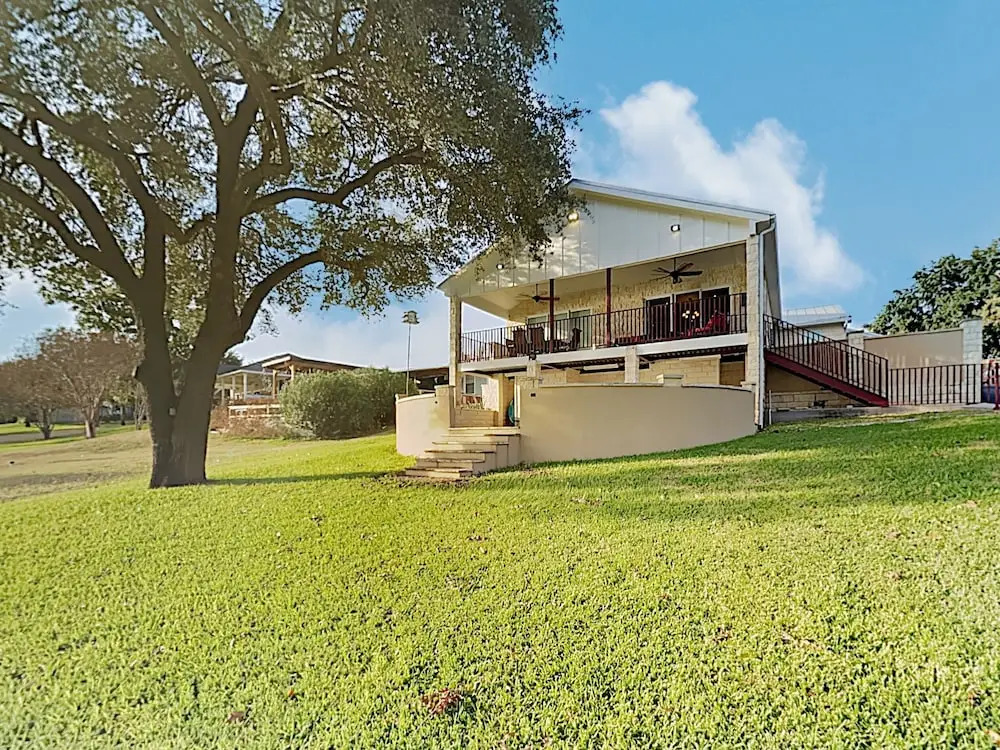 New Listing! Lakefront Beauty W/ Boat Launch 4 Bedroom Home