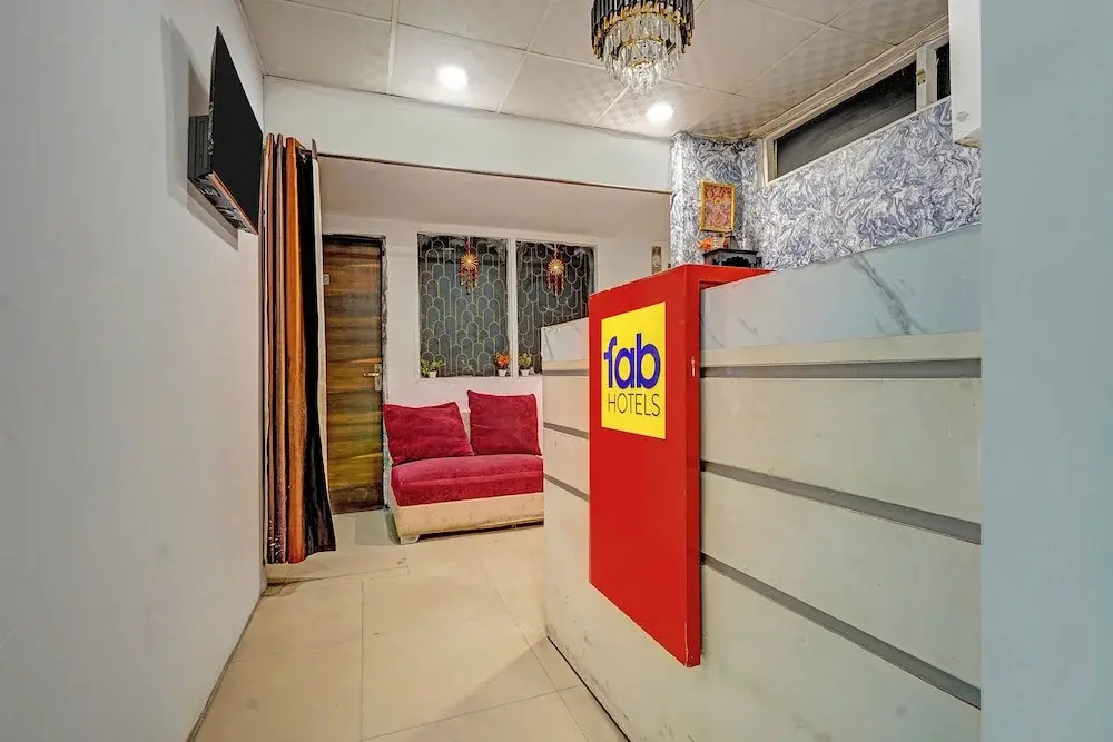 FabHotel Silver Key I