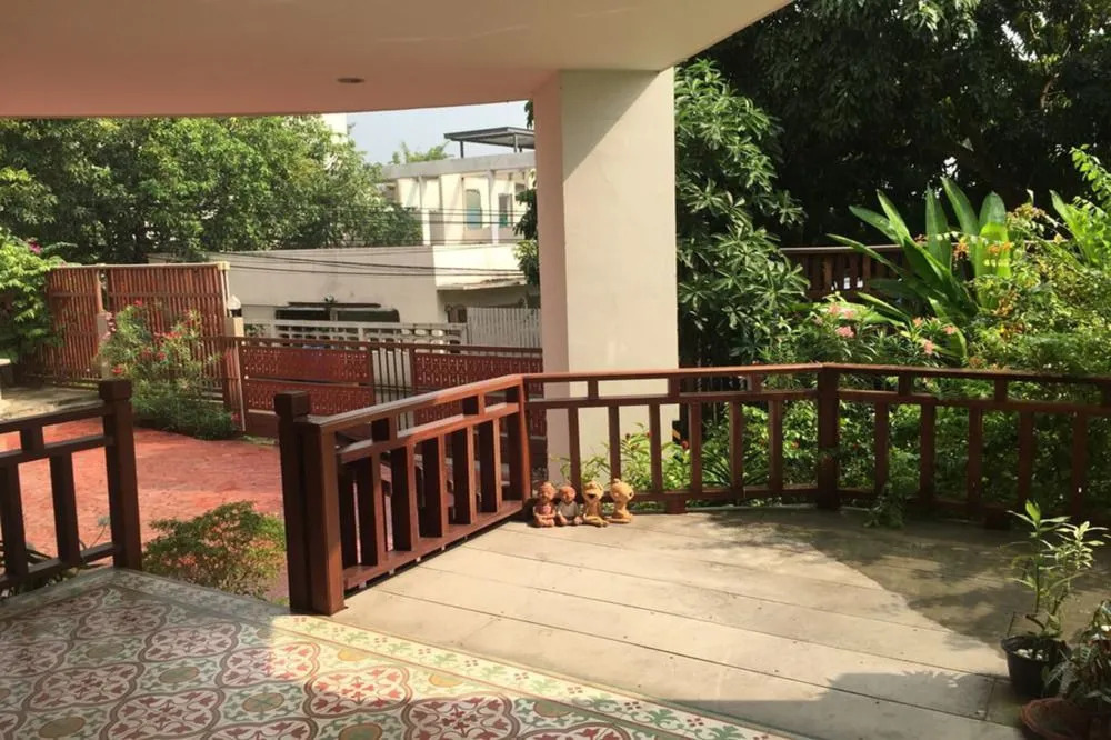 Baan Salin Suites