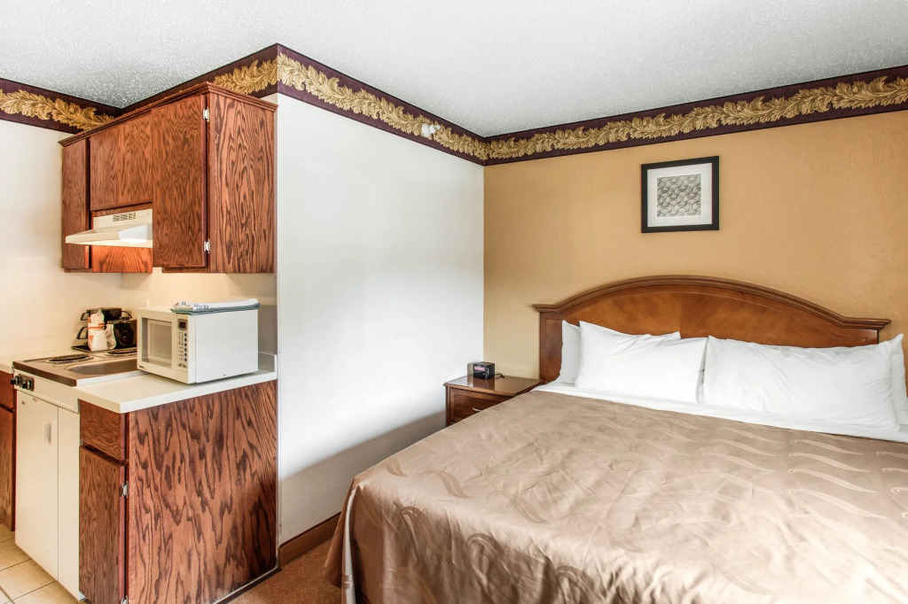 Quality Inn Keystone near Mount Rushmore