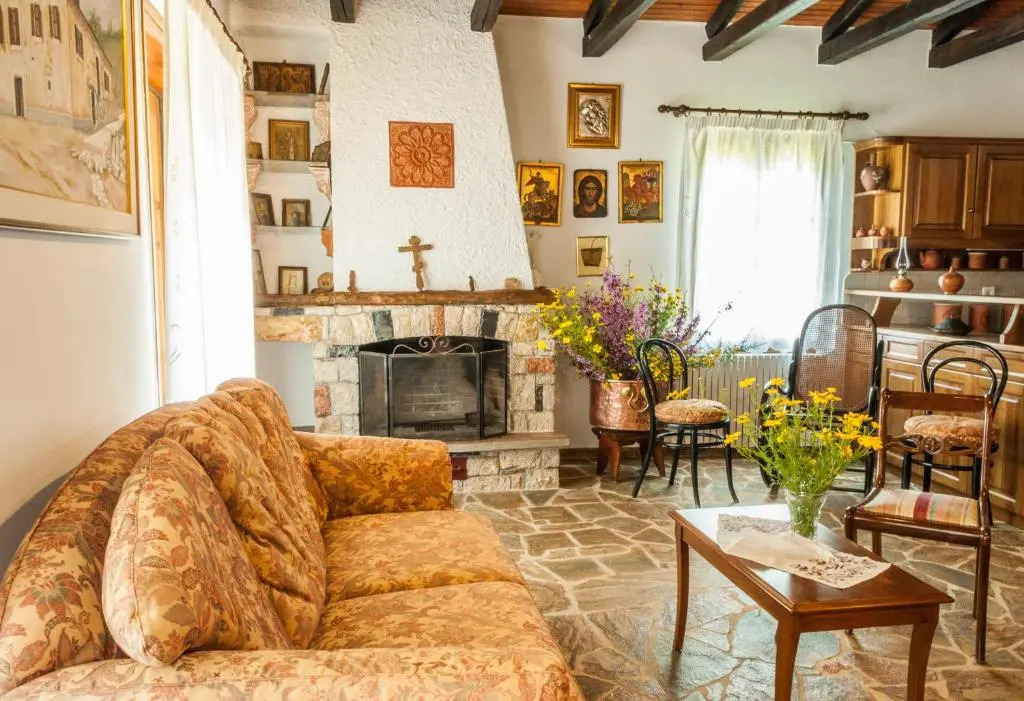 Pontinos Villa