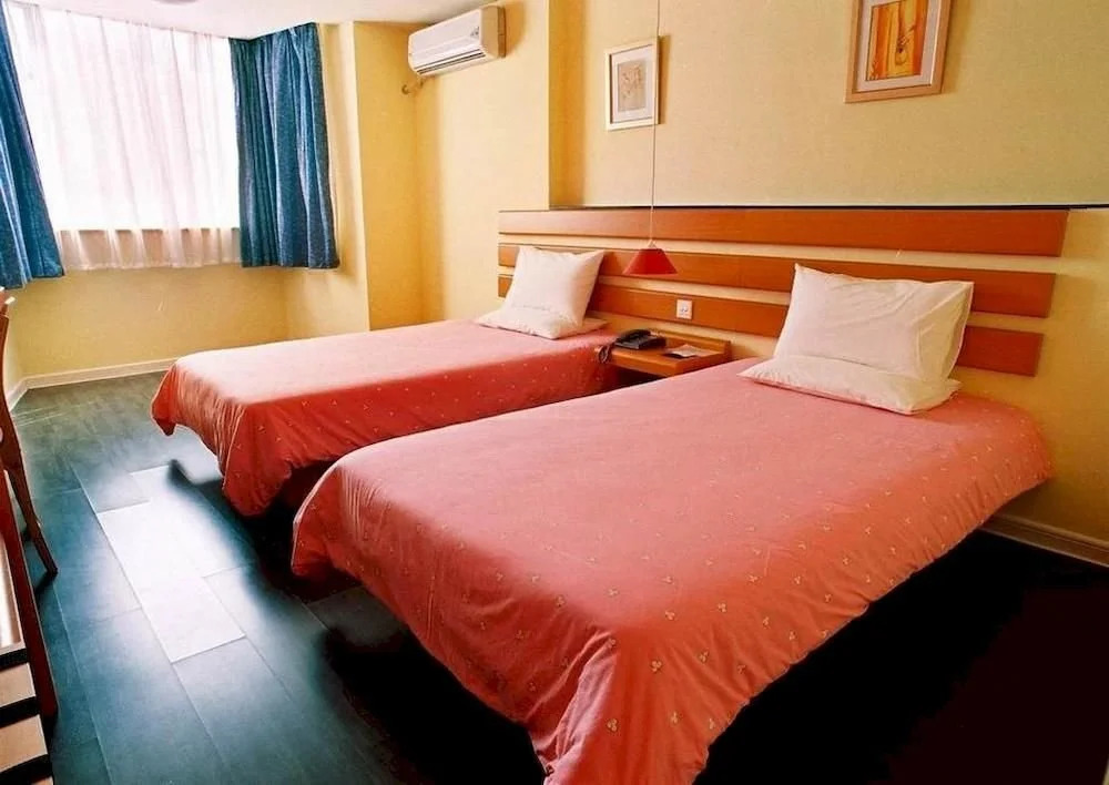 Sanya Aili Hotel