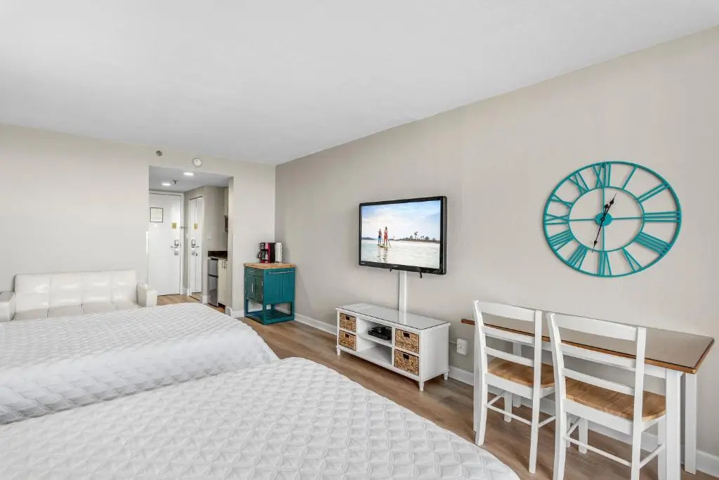 Sandestin Resorts, Bayside, 3rd Floor, Bay Front Studio