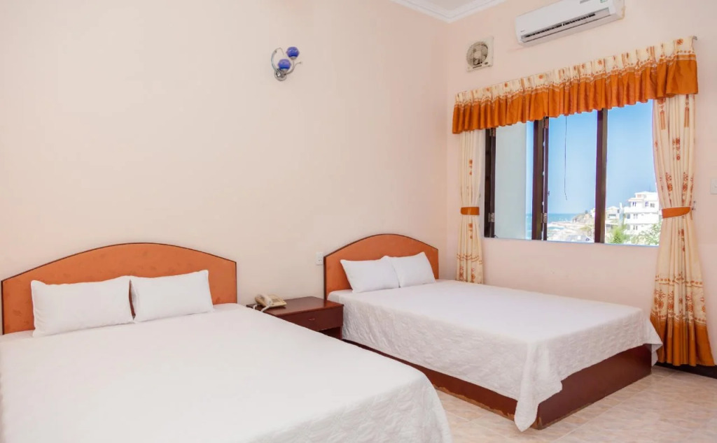 Huong Phong Hotel