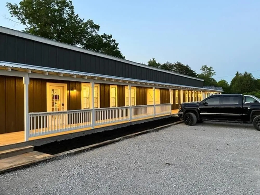 Greeter Falls Lodge Unit 2