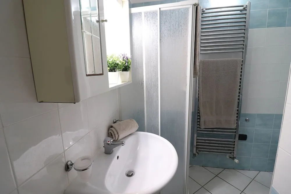 Casa Vanessa Modern one-bedroom apartment with sea view in central Otranto