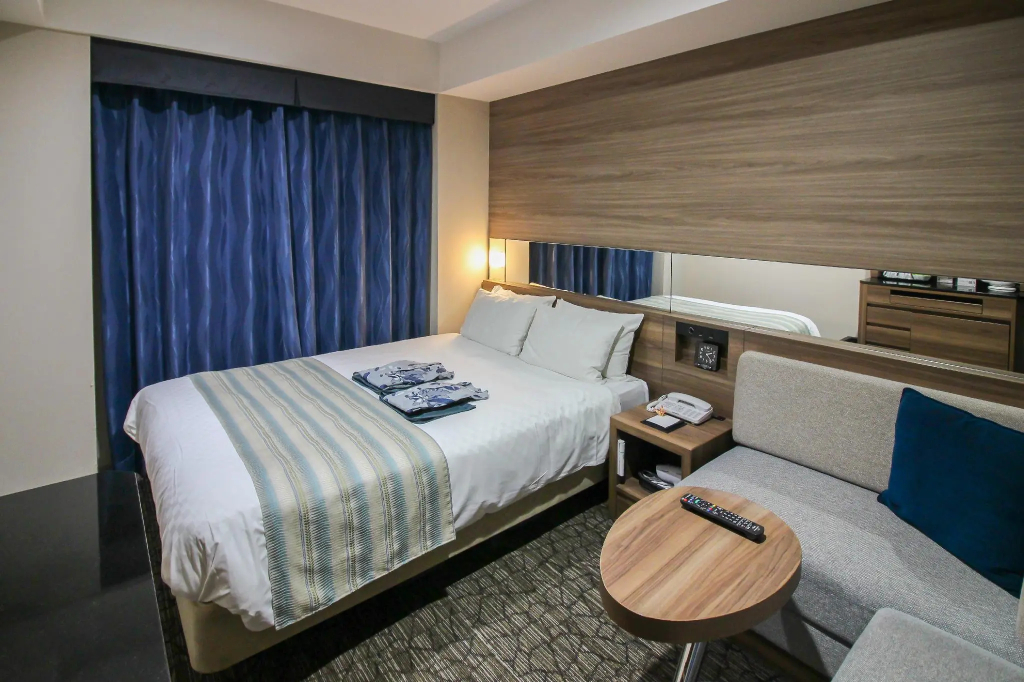 Almont Hotel Naha Kenchomae
