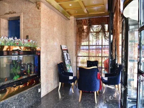Yayue Jiaju Hotel