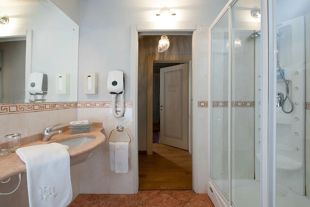 Domus Nova Palace - Italian Homing