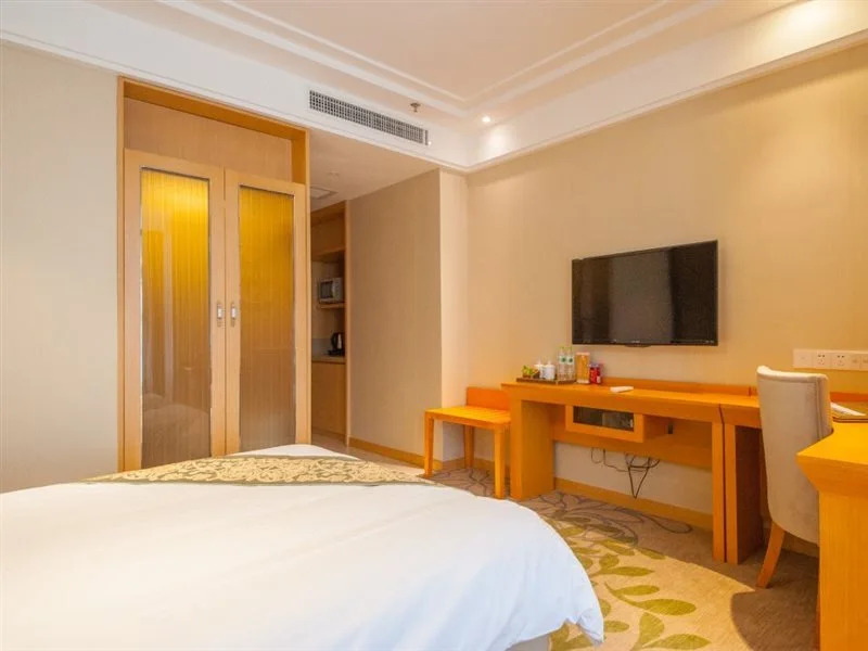 Dongtai Ganghui International Hotel (High-speed Railway Station)