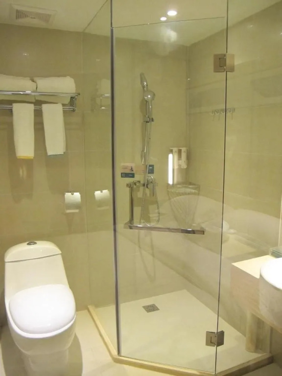 City Comfort Inn