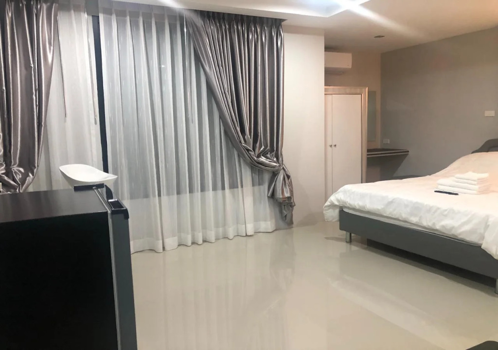 51 Suanplu Residence