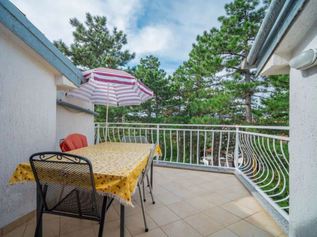 Apartment Fuma St.Georges-de-Montclard 18265