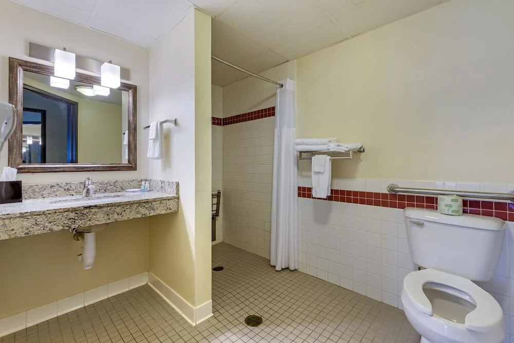 Americinn Oshkosh