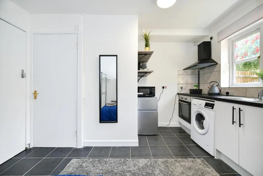 Laud Close Guest Suites
