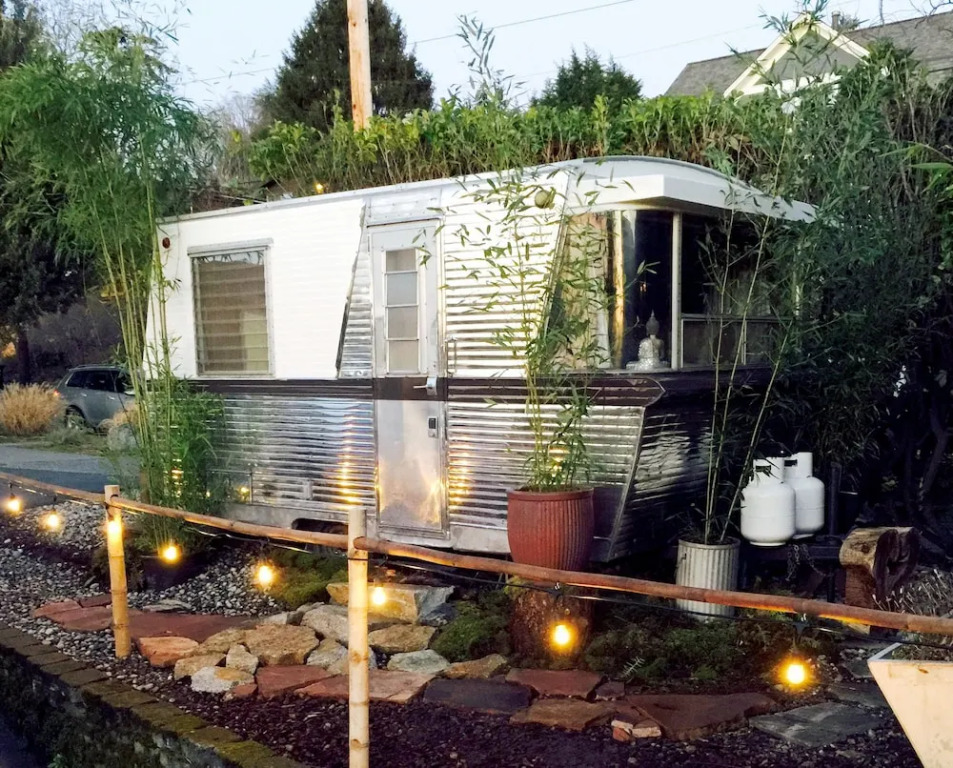 Seattle Glamping - Zen Den