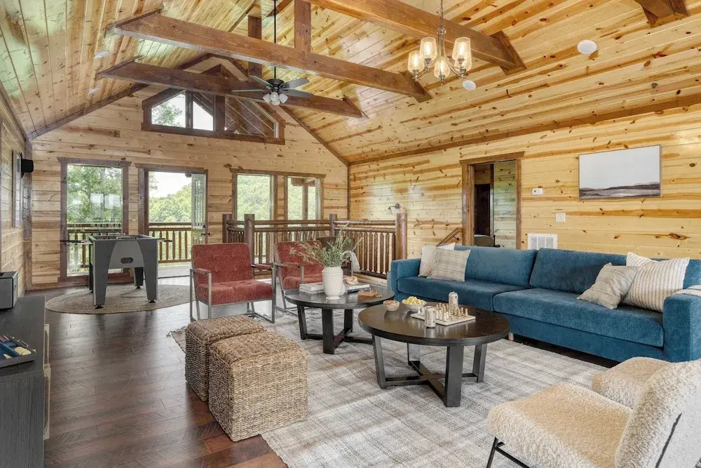 Wilder by Avantstay Group Retreat Pool + Hot Tub + Views Near Pigeon Forge Sleeps 24