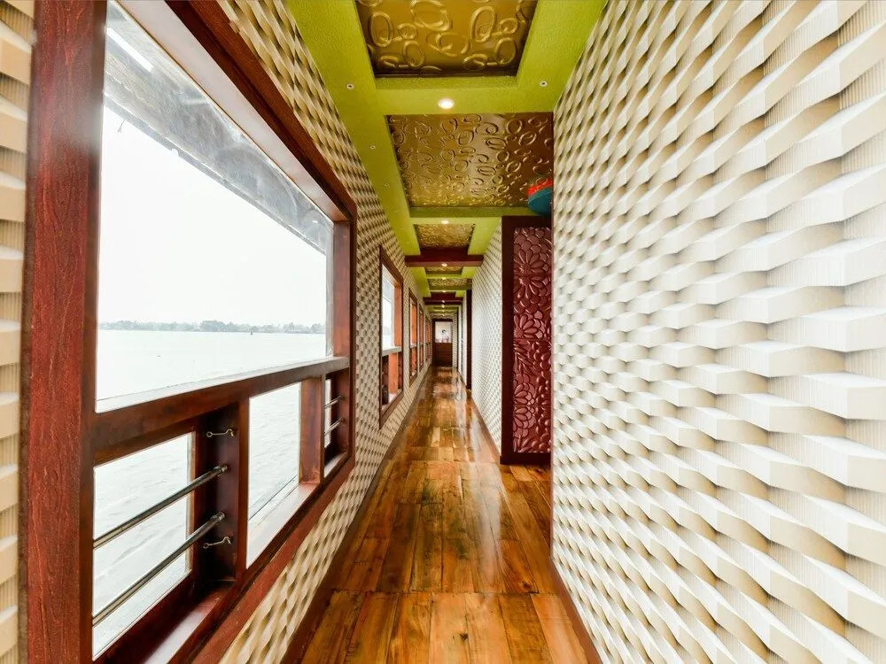Oyo 24290 Houseboat Anugraha Deluxe