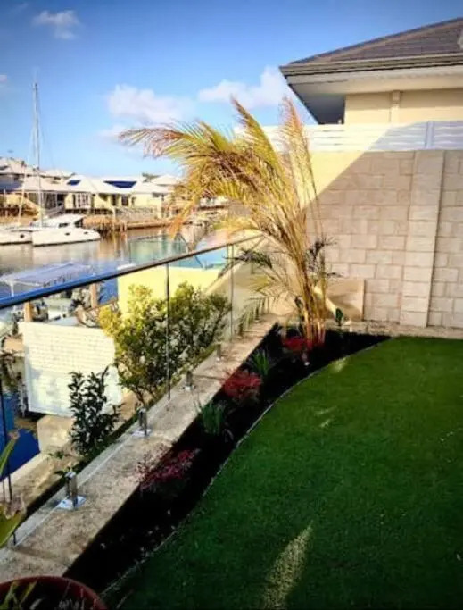 Sandpiper Island Tranquil Waterfront Views & Jetty