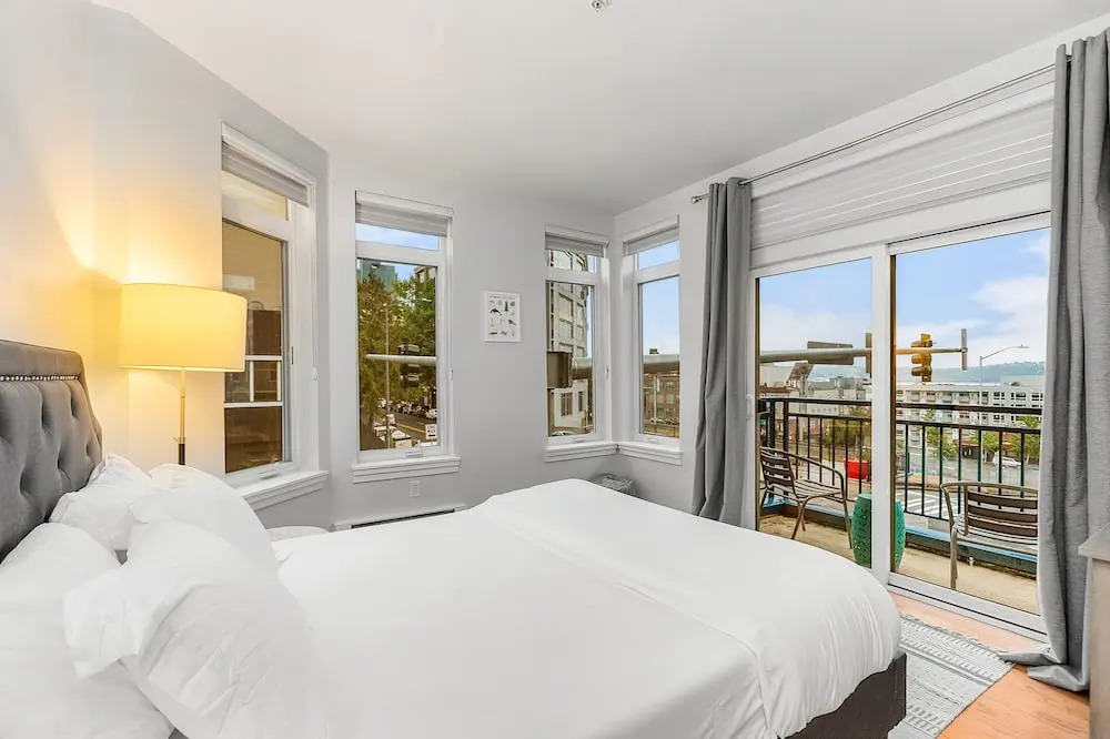 The Corner Nest at Belltown