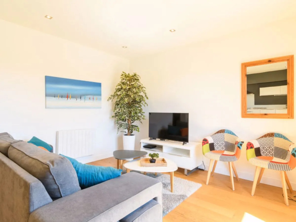 Apartment  Dade Neurazy 38656